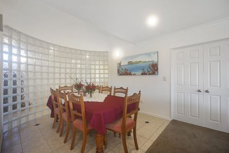 Photo of property in 384 Pine Valley Road, Dairy Flat, Silverdale, 0992