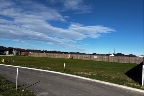 Photo of property in 1 Livingstone Place, Rangiora, 7400