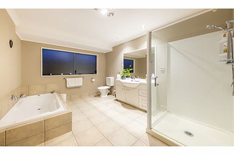 Photo of property in 13 Dunaff Place, Flat Bush, Auckland, 2019
