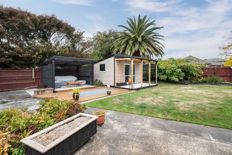 Photo of property in 5 Neave Place, Hillmorton, Christchurch, 8025