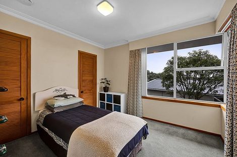 Photo of property in 14 Montana Place, Merrilands, New Plymouth, 4312
