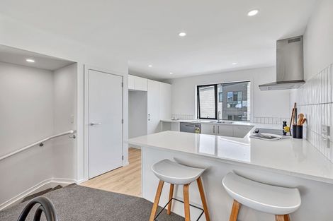 Photo of property in 2/504 Don Buck Road, Massey, Auckland, 0614