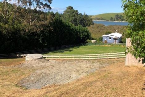 Photo of property in 4 Heaths Way, Pahi, Paparoa, 0571