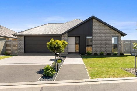 Photo of property in 21 Merlin Terrace, Rolleston, 7615