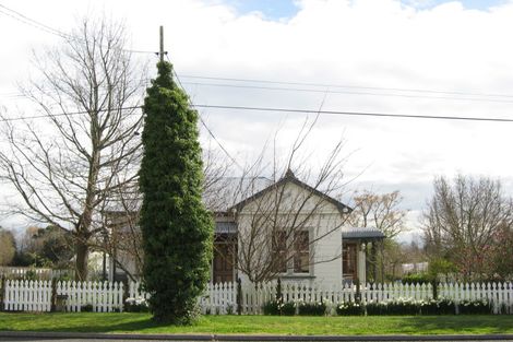 Photo of property in Plum Cottage, 113 Brookvale Road, Havelock North, 4130