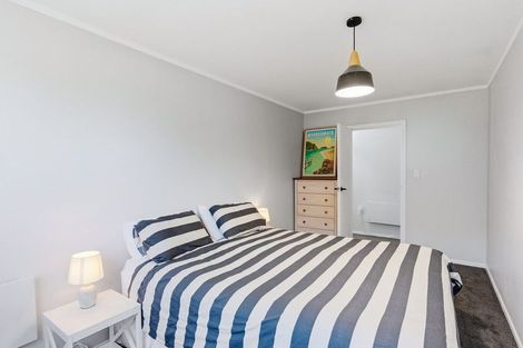 Photo of property in 13 Bahama Crescent, Paraparaumu Beach, Paraparaumu, 5032