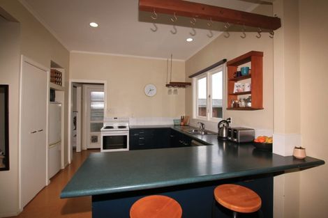 Photo of property in 1/235 Glenfield Road, Hillcrest, Auckland, 0627