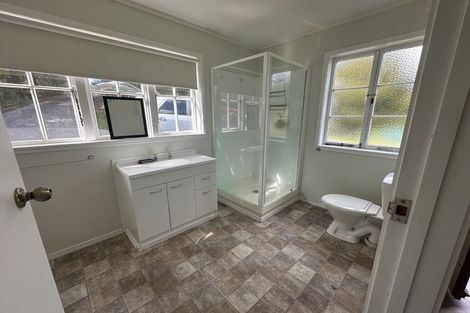 Photo of property in 43b Hook Road, Paparoa, 0571