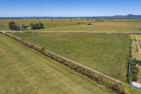 Photo of property in 129 Bell Road, Papamoa, 3187