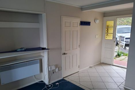 Photo of property in 81 View Road, Houghton Bay, Wellington, 6023