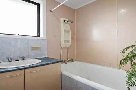 Photo of property in 19 Matapouri Road, Mangere Bridge, Auckland, 2022