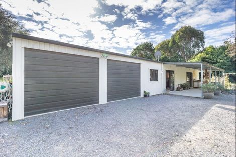 Photo of property in 146 Manakau Heights Drive, Manakau, Levin, 5573