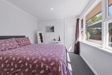 Photo of property in 104 Main North Road, Woodend, 7610