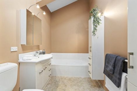 Photo of property in 3a Allington Road, Karori, Wellington, 6012