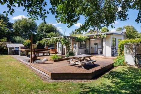 Photo of property in 807 Kaimatarau Road, Rongotea, Palmerston North, 4473