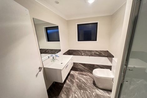 Photo of property in 61 Bert Wall Drive, Omokoroa, 3114