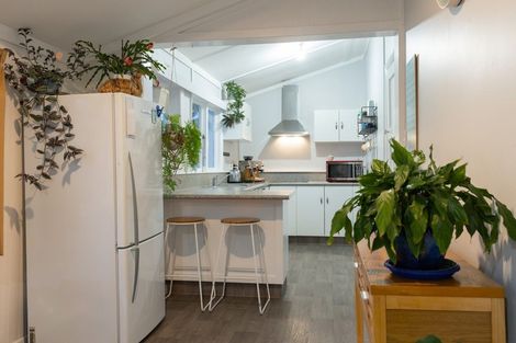 Photo of property in 37 Eltham Road, Blenheim, 7201