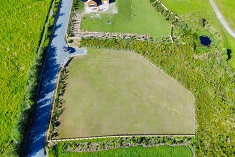Photo of property in 582 Barrier View Road, Mangawhai, 0573