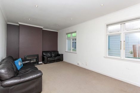 Photo of property in 35 Lemon Street, New Plymouth, 4310