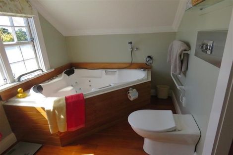 Photo of property in 41 Barrett Street, Westown, New Plymouth, 4310