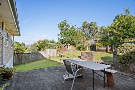 Photo of property in 15 Sispara Place, Beach Haven, Auckland, 0626