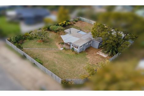Photo of property in 29 Stalkers Road, Woodend Beach, Woodend, 7691