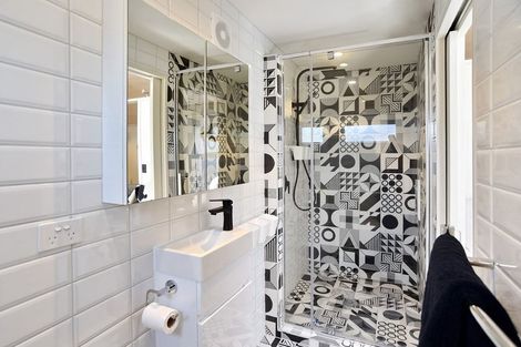 Photo of property in 7a Poulson Street, Addington, Christchurch, 8024