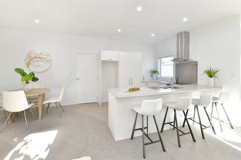 Photo of property in 17a Hatton Road, Orewa, 0931