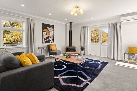 Photo of property in 4 Waldron Crescent, Green Island, Dunedin, 9018