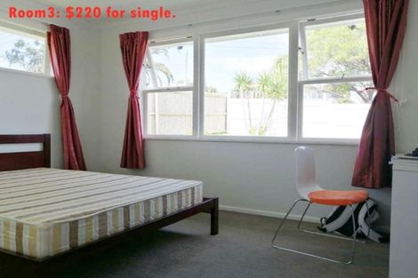 Photo of property in 5 Maui Pomare Street, Blockhouse Bay, Auckland, 0600
