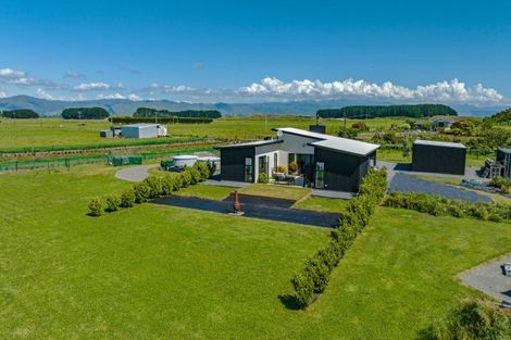 Photo of property in 858d Rangiotu Road, Rangiotu, Palmerston North, 4477