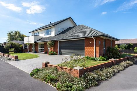 Photo of property in 4 Beauford Place, Parklands, Christchurch, 8083
