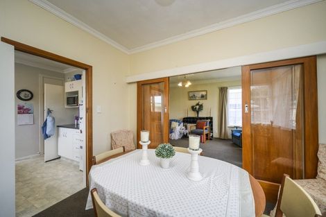 Photo of property in 25 Limbrick Street, Terrace End, Palmerston North, 4410