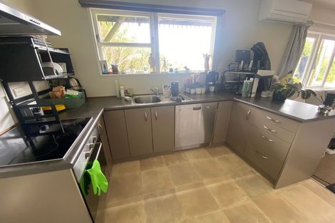 Photo of property in 1 Flint Way, Northland, Wellington, 6012