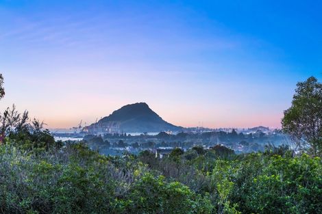 Photo of property in 40 Riverstone Drive, Welcome Bay, Tauranga, 3112