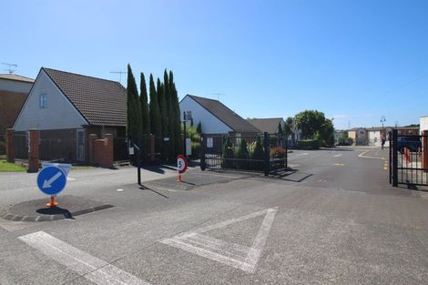 Photo of property in St Claire Village, 146/172 Mcleod Road, Te Atatu South, Auckland, 0610