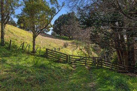 Photo of property in 107 Ohiwa Loop Road, Waiotahe, Opotiki, 3198