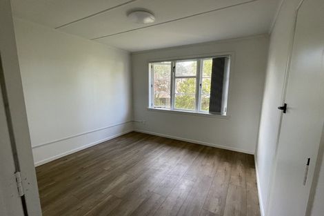 Photo of property in 1/10 Exmouth Road, Northcote, Auckland, 0627