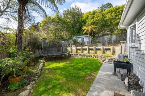 Photo of property in 38 Hine Road, Wainuiomata, Lower Hutt, 5014