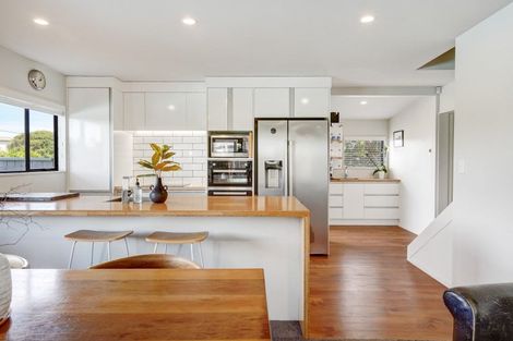 Photo of property in 79 Rogers Road, Bay View, Napier, 4104