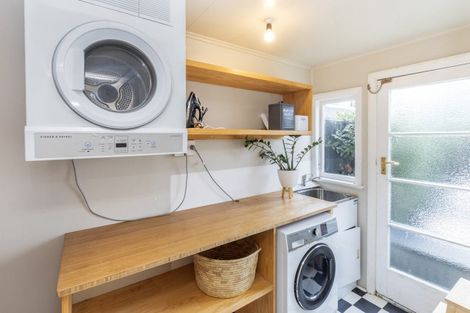 Photo of property in 1/49 Ashgrove Terrace, Somerfield, Christchurch, 8024
