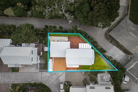 Photo of property in 8/485 Don Buck Road, Massey, Auckland, 0614