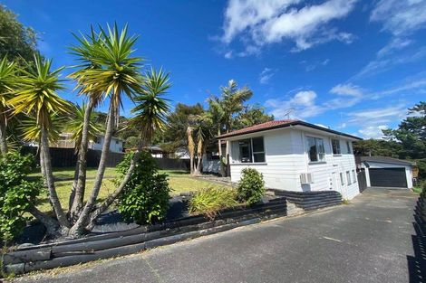 Photo of property in 13 Laser Place, Bayview, Auckland, 0629