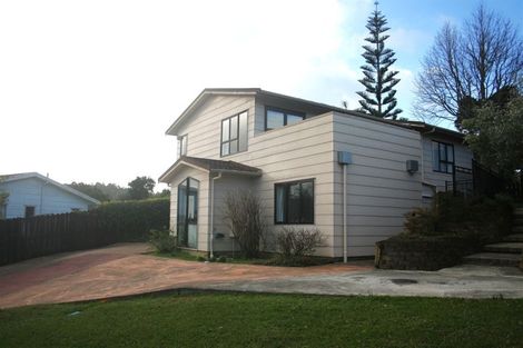 Photo of property in 27 Hale Crescent, Bayview, Auckland, 0629