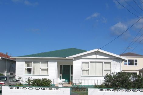 Photo of property in 74 Devonshire Road, Miramar, Wellington, 6022
