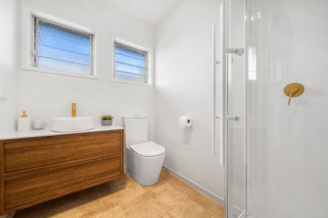 Photo of property in 24 Lynette Place, Mangere, Auckland, 2022