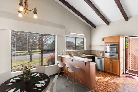 Photo of property in 1/147 Warren Crescent, Hillmorton, Christchurch, 8025