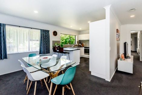 Photo of property in 6 Hemi Street, Waikanae, 5036