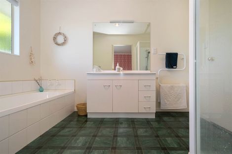 Photo of property in 2 Chelsea Way, Mayfield, Blenheim, 7201