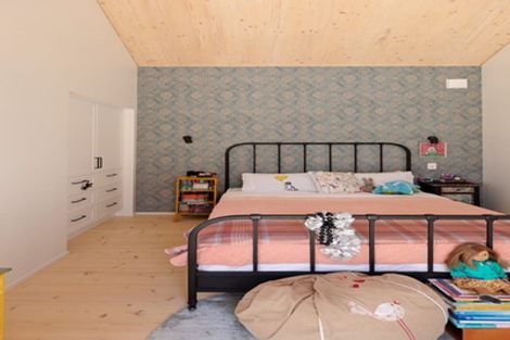 Photo of property in 34 Margaret Reeve Lane, Waiheke Island, 1971